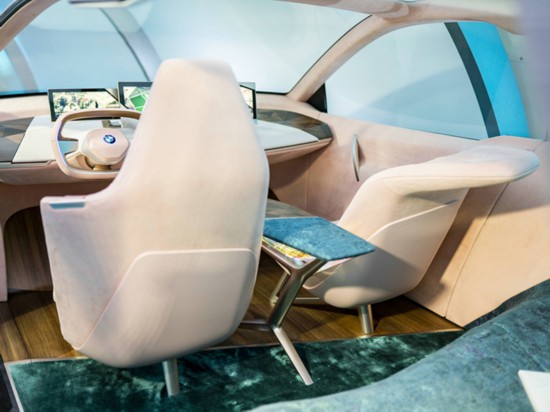 BMW Vision iNEXT亮相 2021年量產(chǎn)