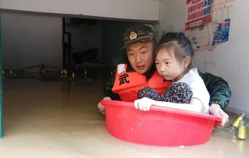 湖北隨州多地因強降雨受災 