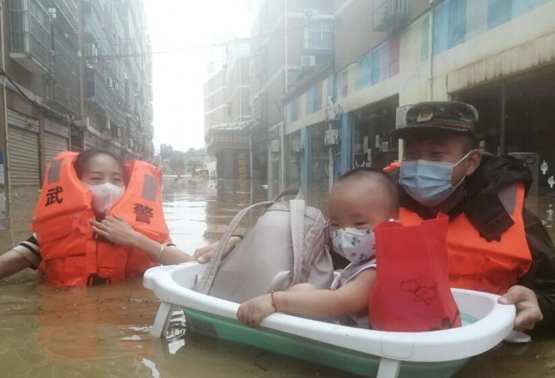 湖北隨州多地因強降雨受災 