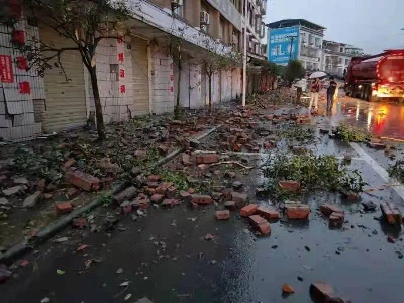 四川瀘縣發(fā)生6.0級(jí)地震 傷員情況如何？搜救工作是否還在繼續(xù)？