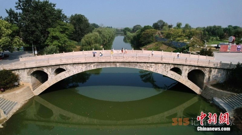 “中國(guó)第一石拱橋”趙州橋 古橋新韻迎客來(lái)