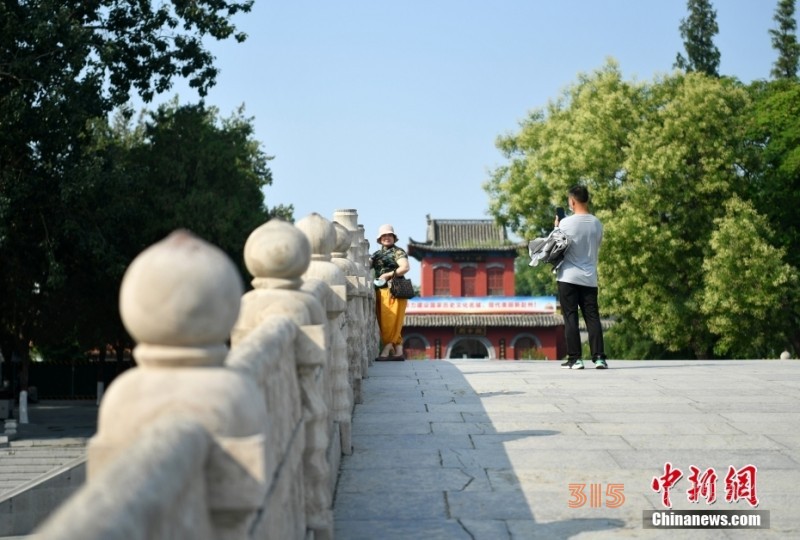 “中國(guó)第一石拱橋”趙州橋 古橋新韻迎客來(lái)