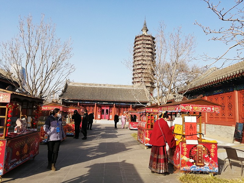 非遺藝術(shù)家亮相通州燃燈塔市集 歡慶“小年”